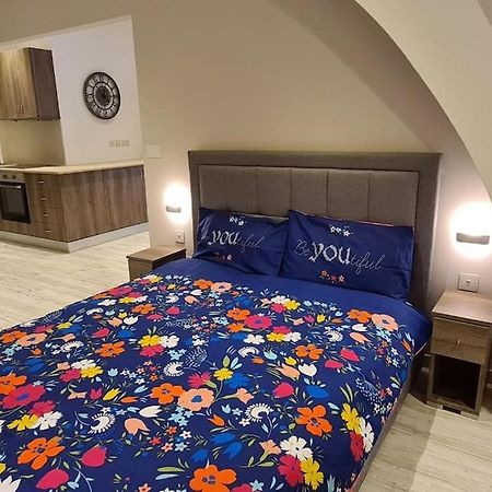 Highly Finished Studio Home In วัลเลตตา ภายนอก รูปภาพ